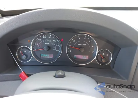 2007 Jeep Grand Cherokee Laredo z USA, uszkodzony, nr VIN 1J8GS48K27C689482